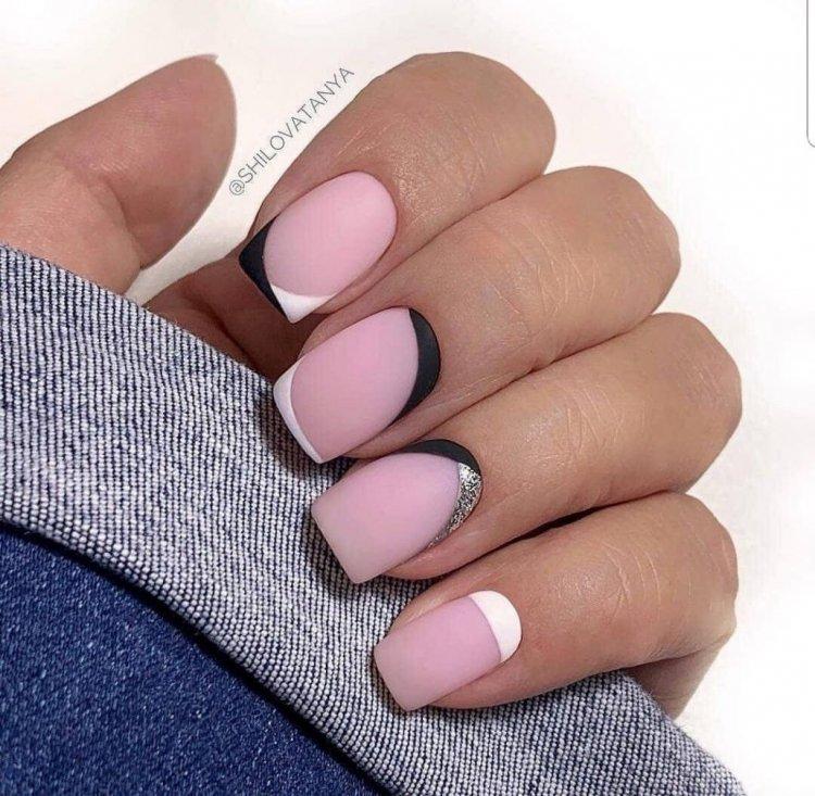 Матовый френч 2020 - фото маникюра