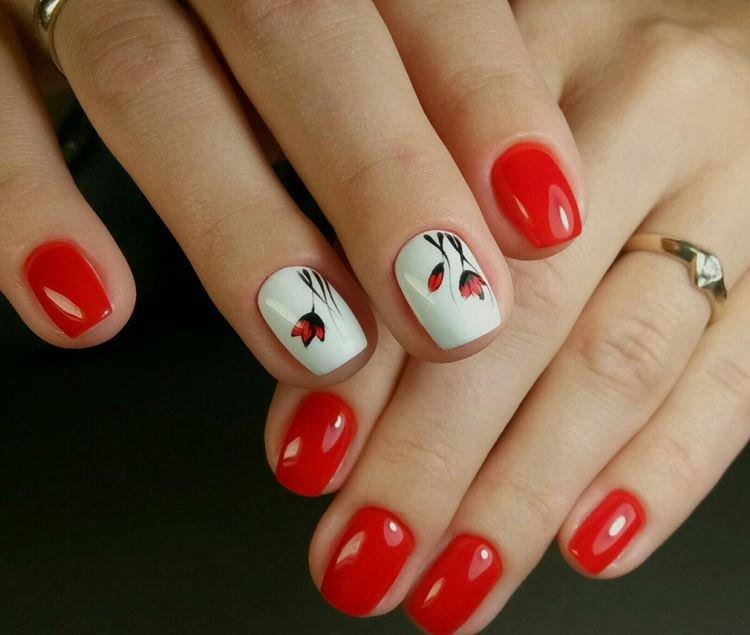 Красный маникюр на короткие ногти 2020