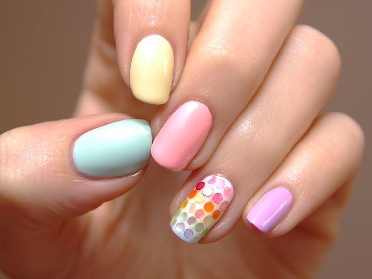 Летний маникюр на короткие ногти