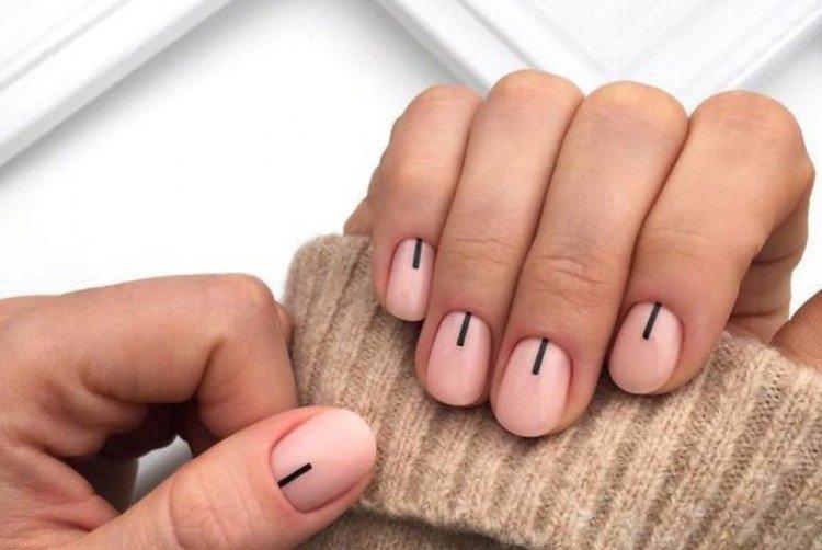 Нежный нюд - Маникюр в школу на короткие ногти