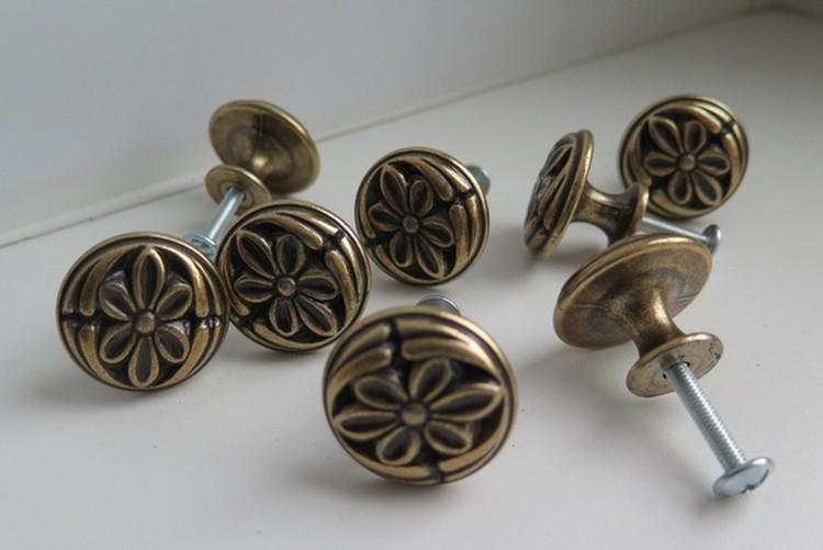 Крепление на одном саморезе - Способы крепления мебельных ручек