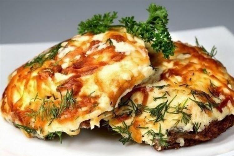 Мясо по-французски с грибами в духовке - рецепты