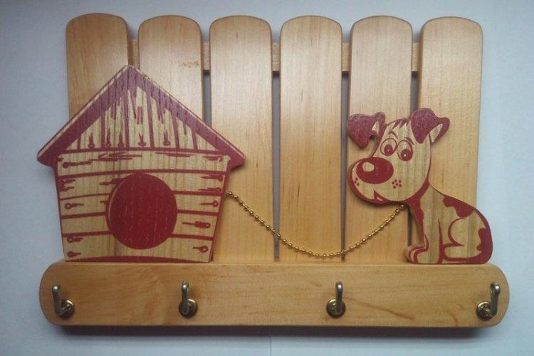 Настенная ключница для прихожей своими руками - фото