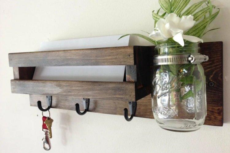 Настенная ключница для прихожей своими руками - фото