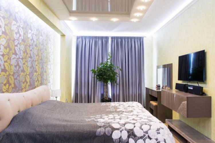 Точечные светильники - Освещение и подсветка натяжного потолка в спальне