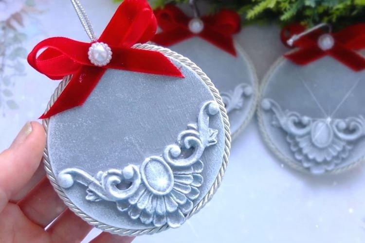 Новогодние игрушки на елку своими руками - фото и идеи