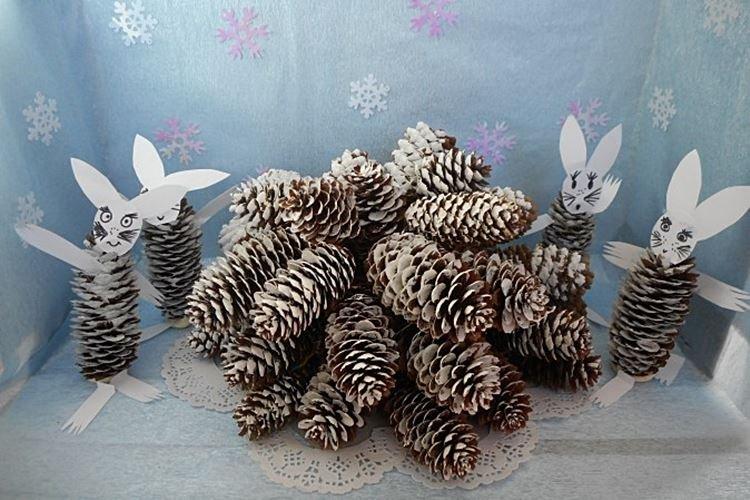 Новогодние поделки из шишек для детей - фото и идеи