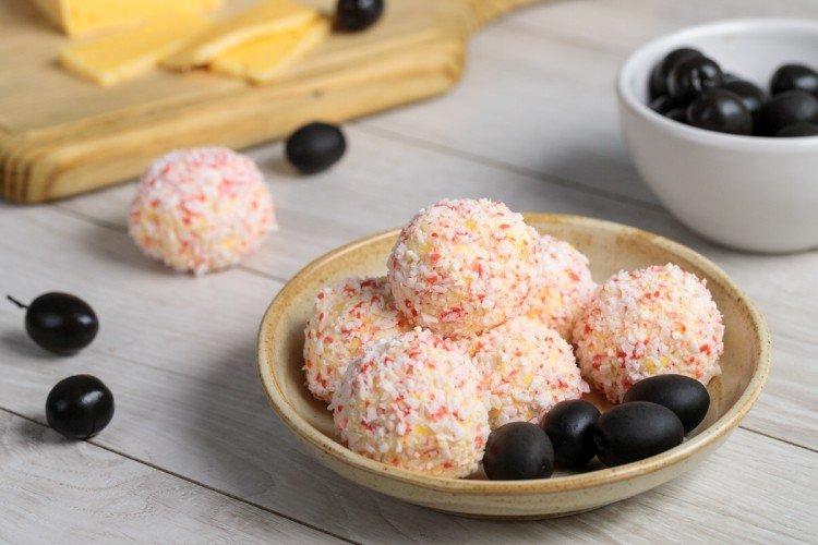 Шарики из крабовых палочек - Новогодние закуски рецепты