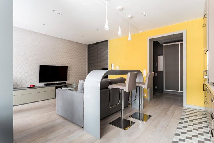 Обои для гостиной, совмещенной с кухней