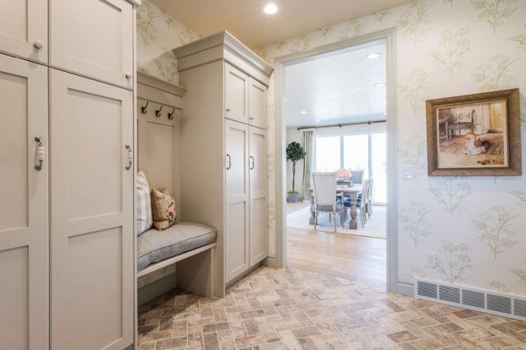 Обои для прихожей в стиле прованс