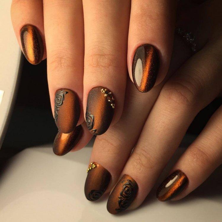 Осенний матовый маникюр 2020 - фото