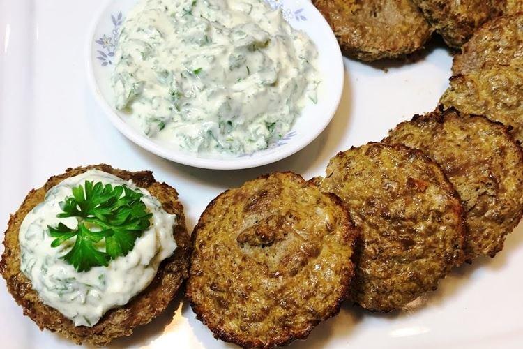 Печеночные котлеты с кабачком - рецепты