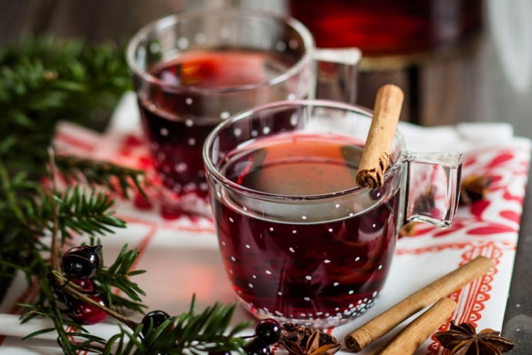Безалкогольный вишневый глинтвейн