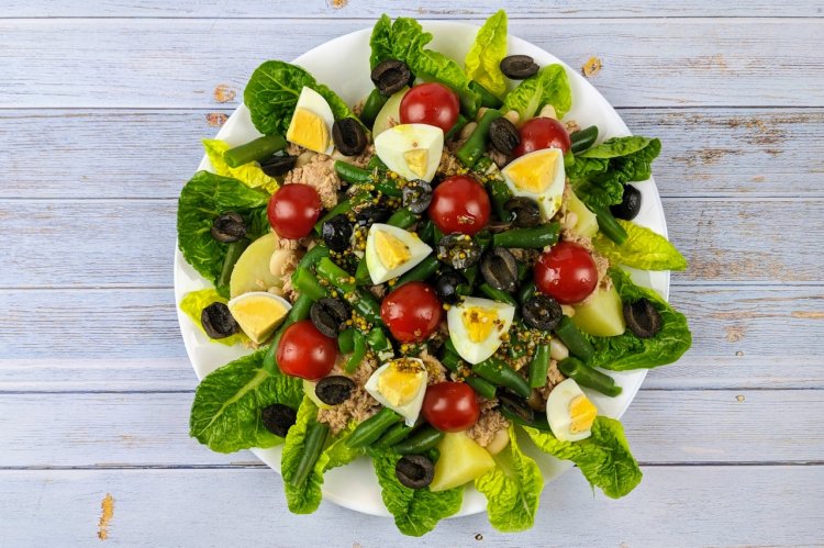 Нисуаз с тунцом