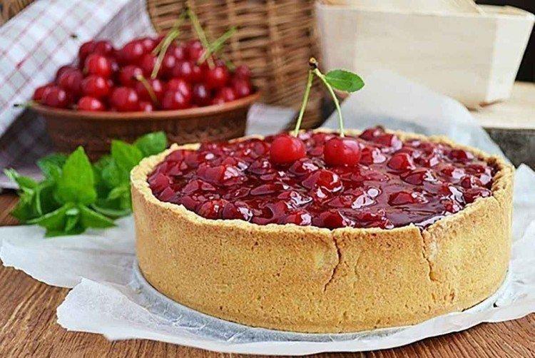 Песочный пирог с вишней и творогом - рецепты