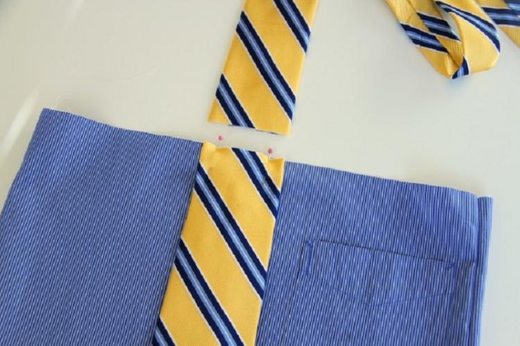 Сумка из рубашки - Поделки из старых вещей своими руками