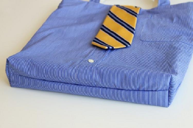 Сумка из рубашки - Поделки из старых вещей своими руками