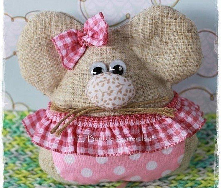 Подушка Мышка с травами своими руками