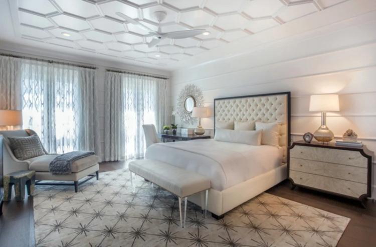 Подвесной потолок в спальне - фото
