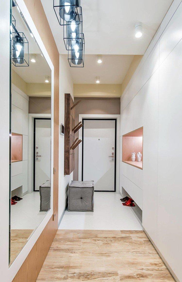 Потолки из гипсокартона с подсветкой в прихожей