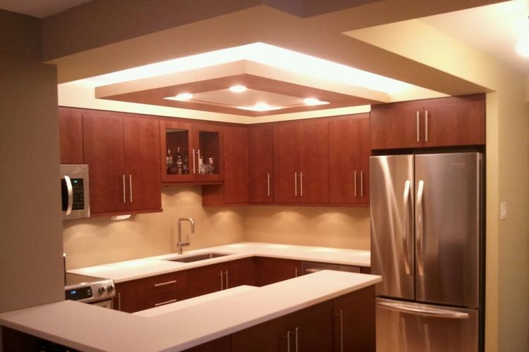 Потолок из гипсокартона на кухне - идеи дизайна фото