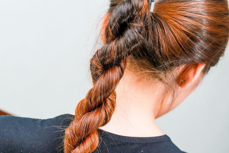 Хвост-жгут - Прически на длинные волосы на каждый день