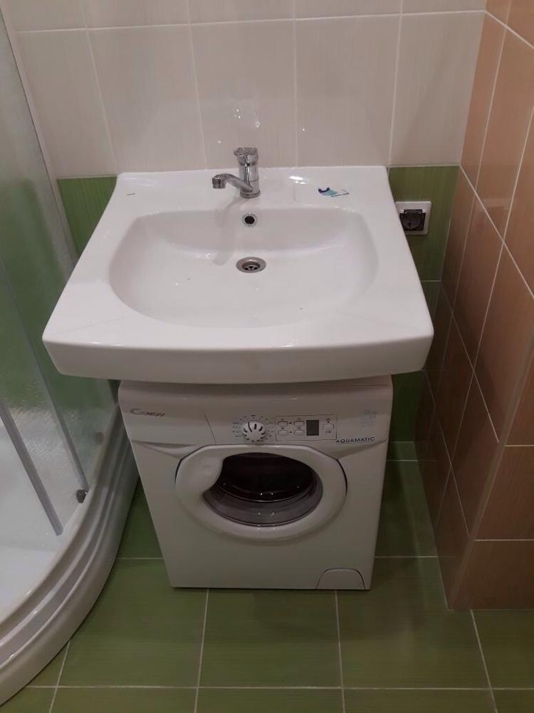 Раковина над стиральной машиной - фото