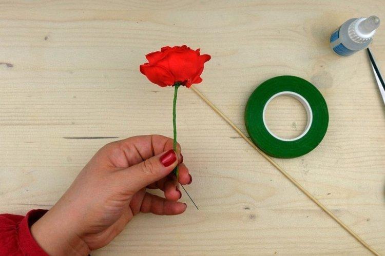 Роза из отдельных лепестков - роза из фоамирана своими руками