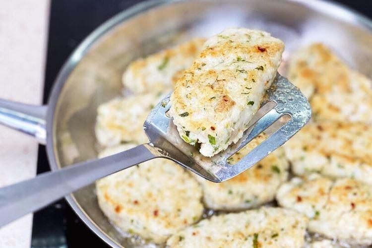 Рубленые рыбные котлеты с сыром - рецепты