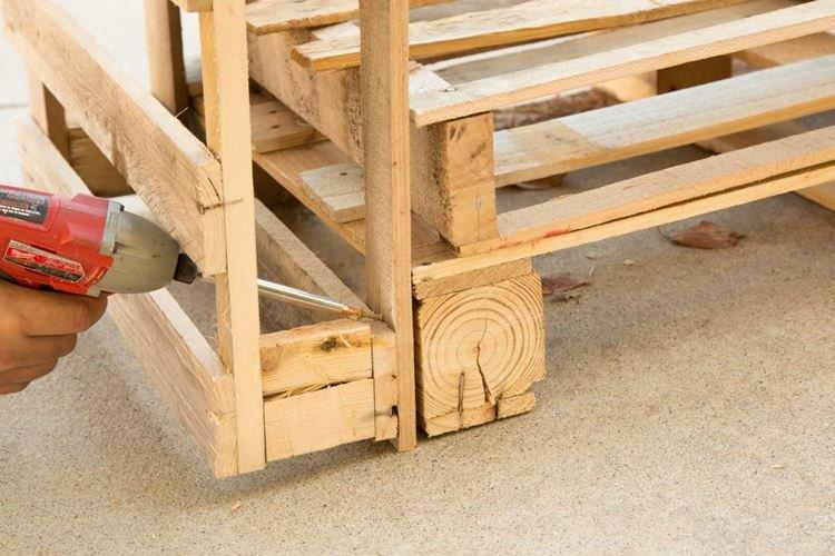 Как скрепить поддоны между собой - Садовая мебель из поддонов для дачи