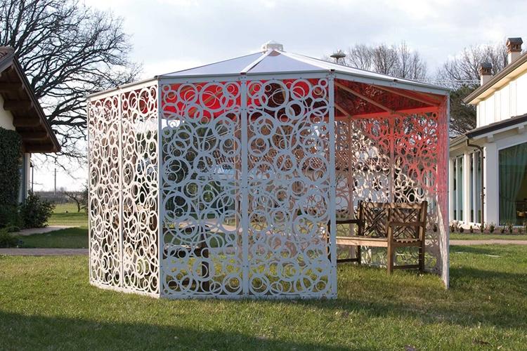 Альтернативные материалы - Садовые беседки