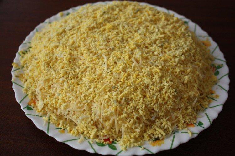 Салат с курицей ананасом и черносливом - рецепты