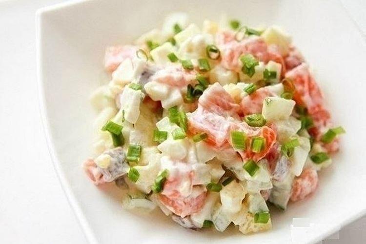 Салат с крабовыми палочками кукурузой и творогом - рецепты