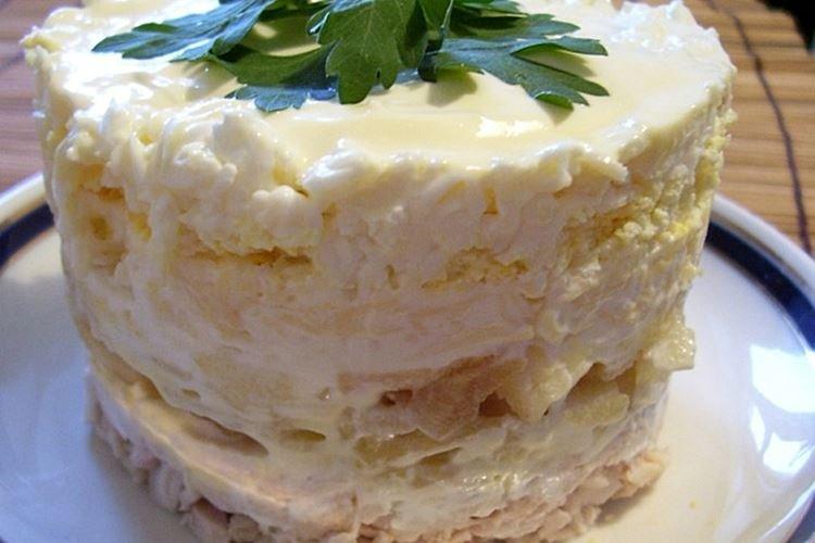 Салат с курицей и яблоком - Салаты с майонезом на Новый год 2021 рецепты