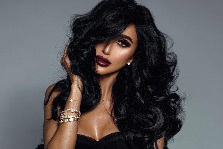 Иссиня-черный - Самый модный цвет волос 2020-2021