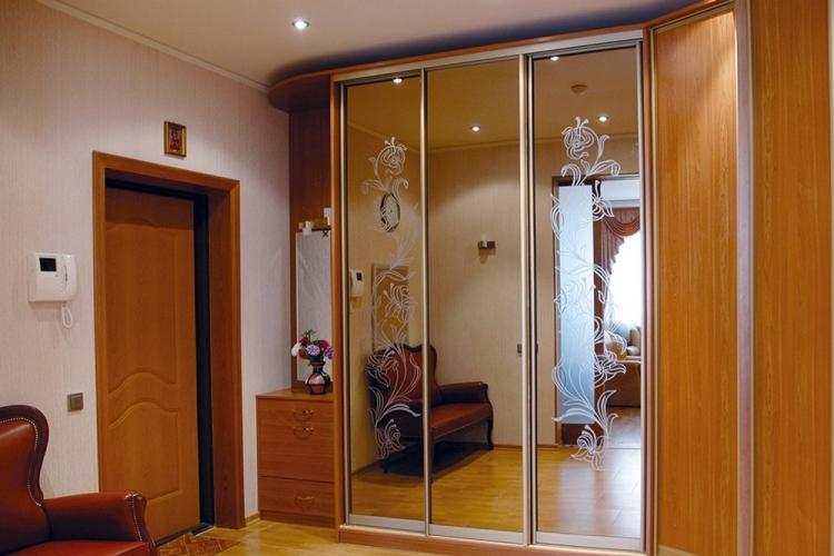 Шкаф-купе в прихожую - модели и фото