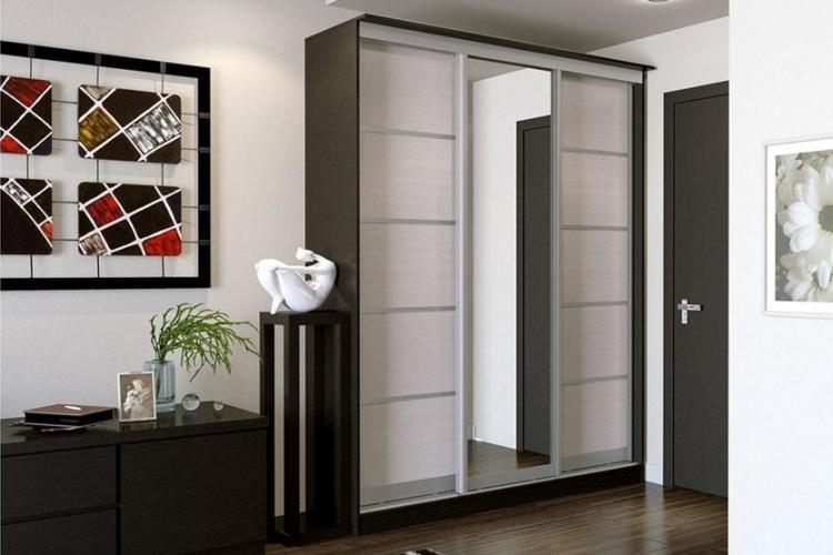 Шкаф-купе в прихожую - модели и фото