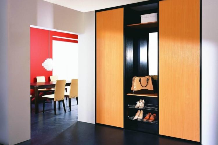 Шкаф-купе в прихожую - модели и фото