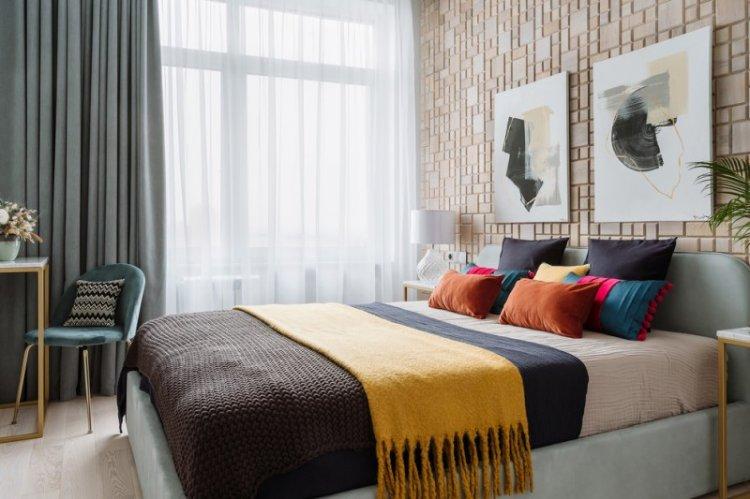 Шторы в спальню в современном стиле - фото