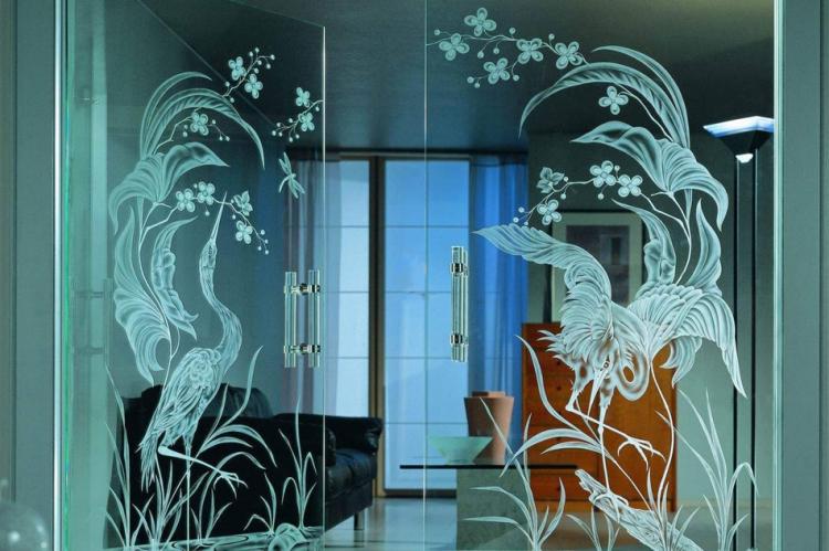 Пескоструйная обработка - Стеклянные перегородки в квартире