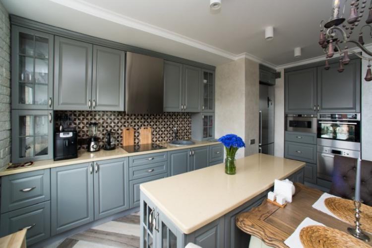 Кухня в стиле неоклассика - дизайн интерьера фото