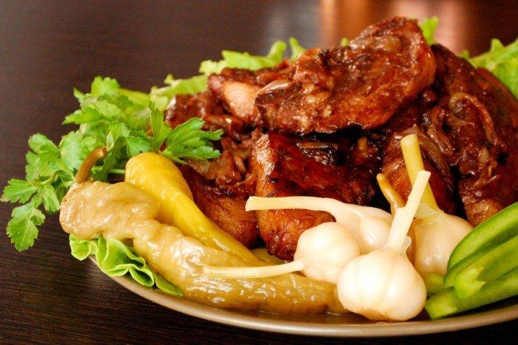 Свинина в игристом вине на сковороде - рецепты