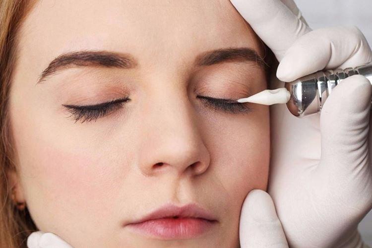 Этапы татуажа глаз