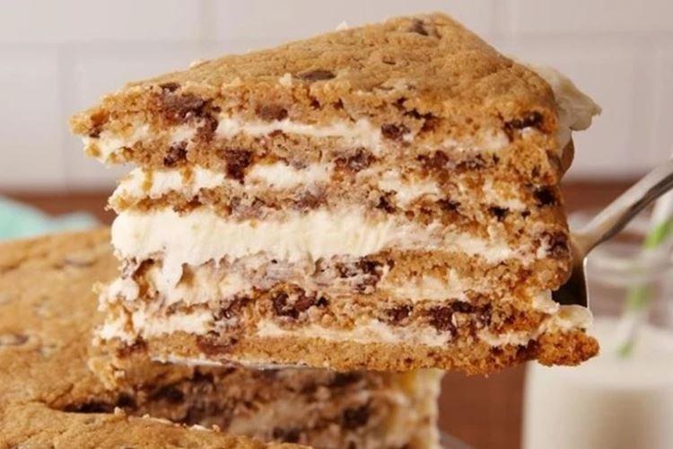 Торт из печенья с творогом и изюмом без выпечки - рецепты