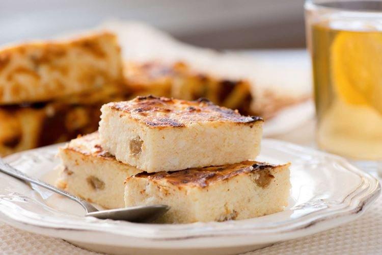 Классическая творожная запеканка в духовке - рецепты