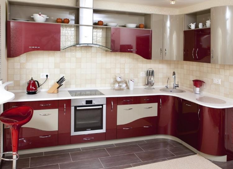 Угловые кухни - фото реальных интерьеров