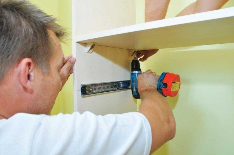 Крепление полок - Встроенный шкаф-купе своими руками