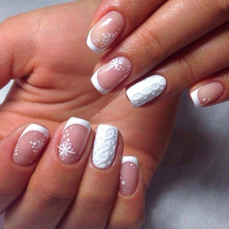 Зимний французский маникюр 2020-2021