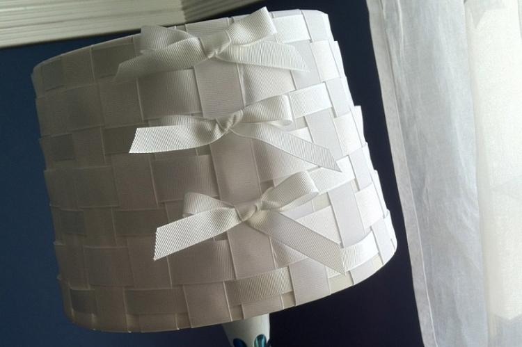 Плафон из лент своими руками